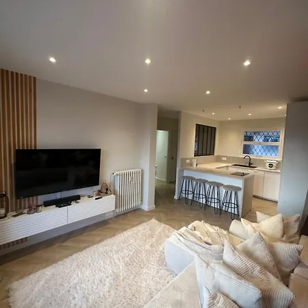 Spacieux Et Moderne T2 Pres Du Centre 아파트 *